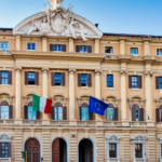 Trade Republic e Crypto.com si registrano come operatori di criptovalute in Italia